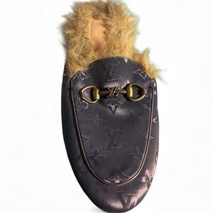 AMPUTEE ONE SHOE ONLY *Louis Vuitton Monogram Loafer Princetown Mules Sz 40 ~9.5